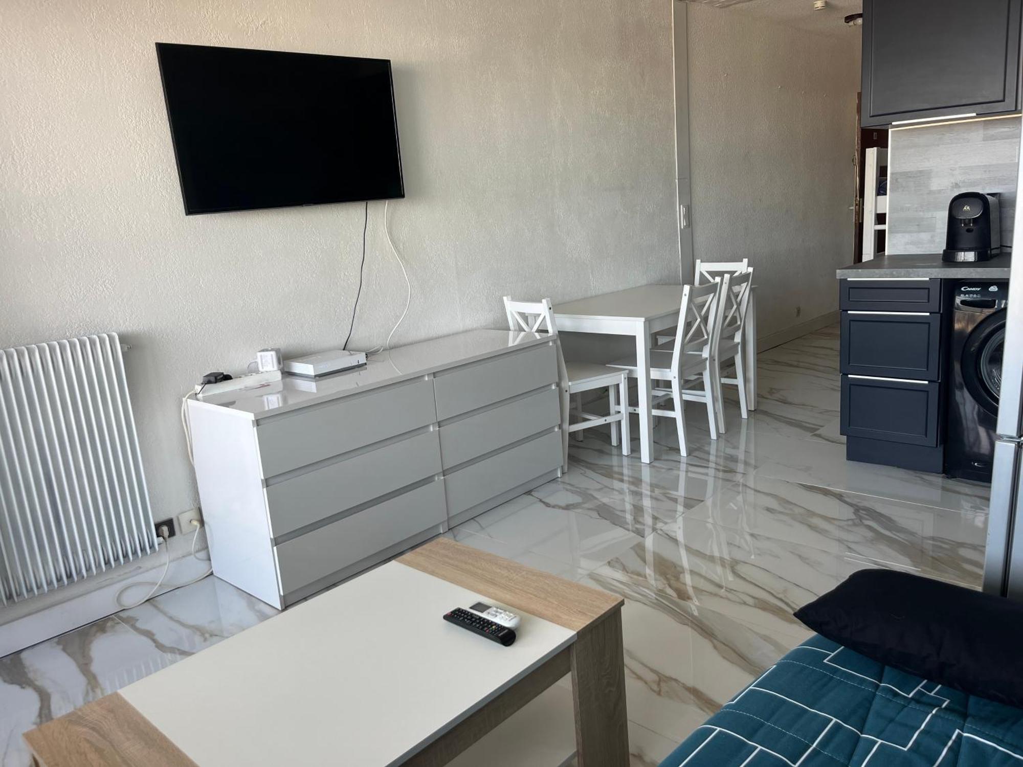 Apartment La Perle De Les Pins